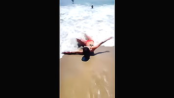 Charli D’Amelio Sexy Bikini Beach Video Leaked