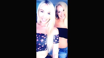 Karley and Mom – momandme OnlyFans Leaks (2 Videos) 1