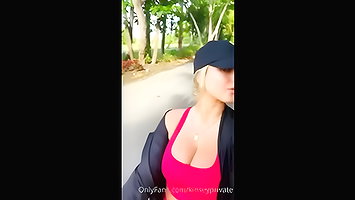 Kinsey Wolanski OnlyFans Leaks (3 Videos) 2