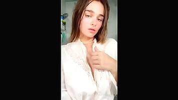 Megnutt02 Nude Robe Strip Boob Bounce Video Leaked