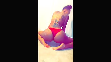 PrettyRedz – prettyredz202 OnlyFans Leaks (4 Videos) 3