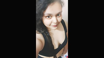 Beautiful Chubby wife Showing and Fucking