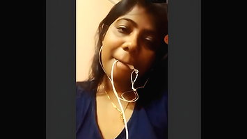 Bengali Sexy Girl Showing 2Clip