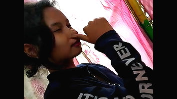 Young girl outdoor blowjob