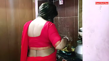 Indian Hot Stepmom Sex! Today I Fuck Her 1st Time!!
