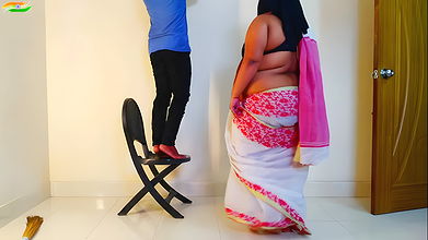 milf-hot-arabian-woman-wants-to-fuck-from-electrician-service-man