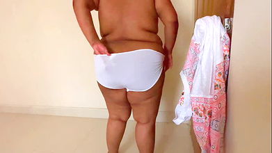 virgin-stepmoms-big-tits-get-stuck-while-wearing-a-dress-then-i-fucks-her-before-comes-to-help