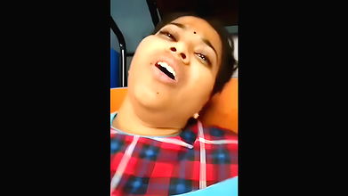 Cheater bhabhi Fucked in office on table