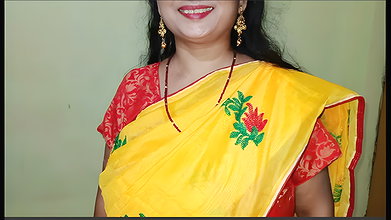Indian wife lips kissing and fuking