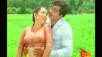 Geetha Aunty Milky big Boobs Goonda Guru