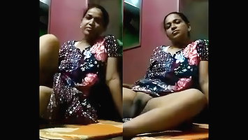 DESI HAIRY BHABHI HOT SELFSHOT VIDEO