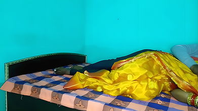 Behan ne apne sotele bhai se chudwaya step sister and step brother