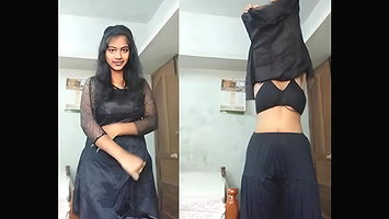 Beautiful desi girl making full nude video