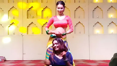 godi me laka Tani khodi a jija ji Preeti paswan la birgunj ko ratri bazar ma dance gara ko sano v..o