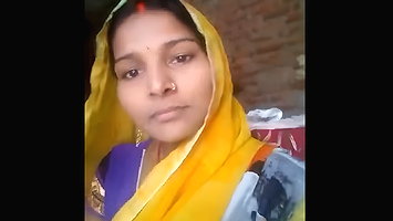 Deshi Village CUte Hw Showing boobs n pussy