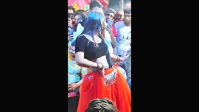 Godi Me Leke Pawan Singh