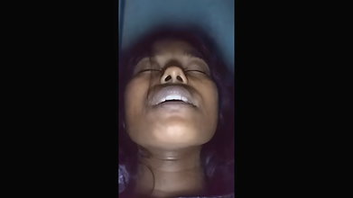 Horny Girl Pissing and Fingering