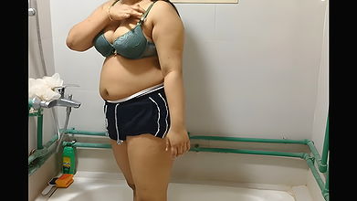 Real Perfect naked body bath and masturbation desi bhabi. Roshni-Atif