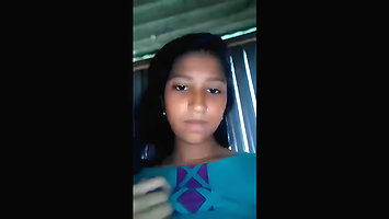 Desi College Girl Showing Boobs and Pussy