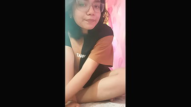 Cute chashmish girl inserting comb in her beautiful pussy