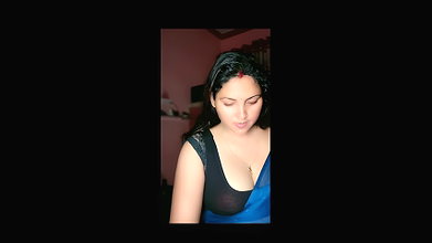 Desi bhabi hot boobs