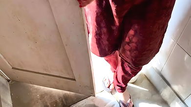 Indian Girl Peeing in Desi Toilet