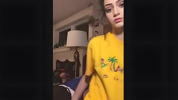 Super beautiful babe like moaning hard sex