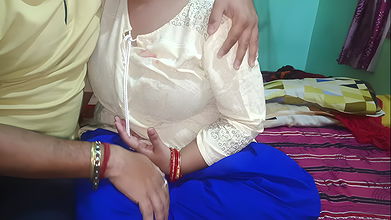 Indian Village Mature Woman Was Caught and Fucked Her Boyfriend