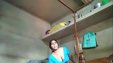 Village aunty hot open video