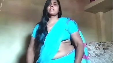 Desi wife hot video Indian house wife sexy video