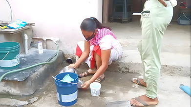 Indian stepsister Sonia was cleaning the dishes, seeing my high made her weather, started riding my