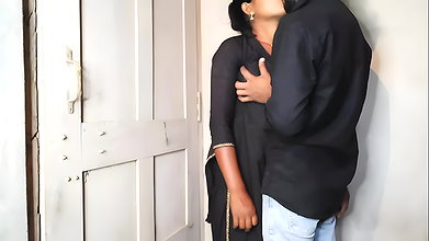 Priyansi ko Ghar me bulaa kar pel Diya Samir ne rone lagi priyansi
