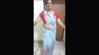 kon khta he saree me exercise ni kr sakte