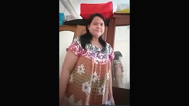 Nurma hot aunty
