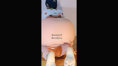Bur model big pussy