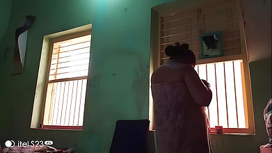 Indian Desi Girl Friend Having Sex with the BF in the Hotel Room