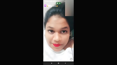 Desi sexy bhabi show her big boobs in chamet