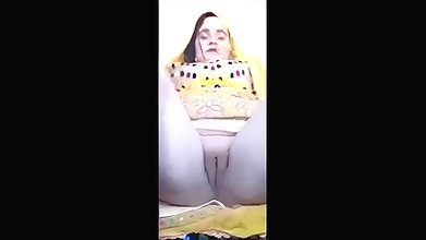 Desi lady showing pussy