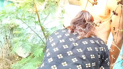 Lovers Sex in the Jungle, viral mms