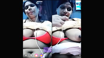 HORNY DESI INDIAN AUNTY NUDE LIVE SHOW