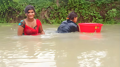 Amazing Village Ladies Net fishing in village pond