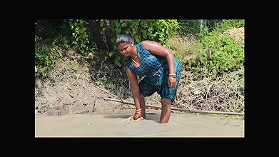 Amazing village women fishing in mud water  গ্রামে