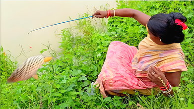 Best Hook Fishing by Village Women   আজ মৌনি হুক ম