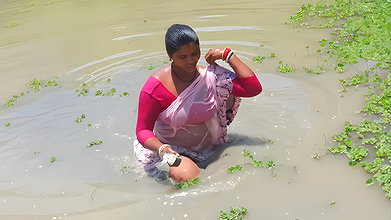 Best women net fishing video in village pond