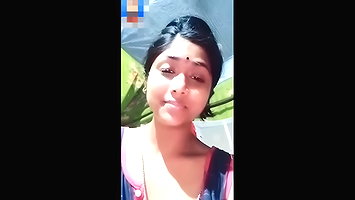 SUPERSEXY TWO INDIAN MILFS VIDEO CALL PART2