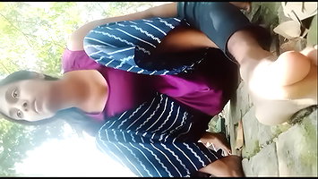 Desi Girl Sex in Jungle with Boyfriend