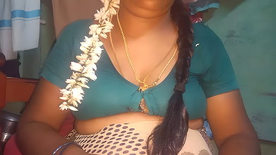 Big Boobs Priyanka Aunty Ches
