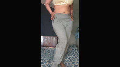 Akeli House Wife Ke Sath Garam MMS Fuck Session