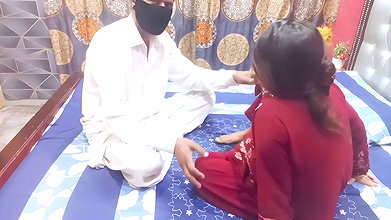 Zeshan ki kami puri ki chacha ny aur massage k bahany chudai ki Mehwish-Butt Indian Desi Sex
