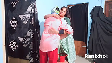 4K Gas Delivery Boy and Lonely Aunty Romance and Sex Secretly at Home
